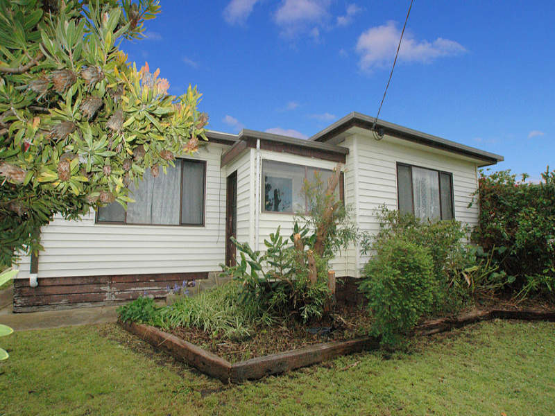 38 Silvester Street, Portland, Vic 3305 - Property Details