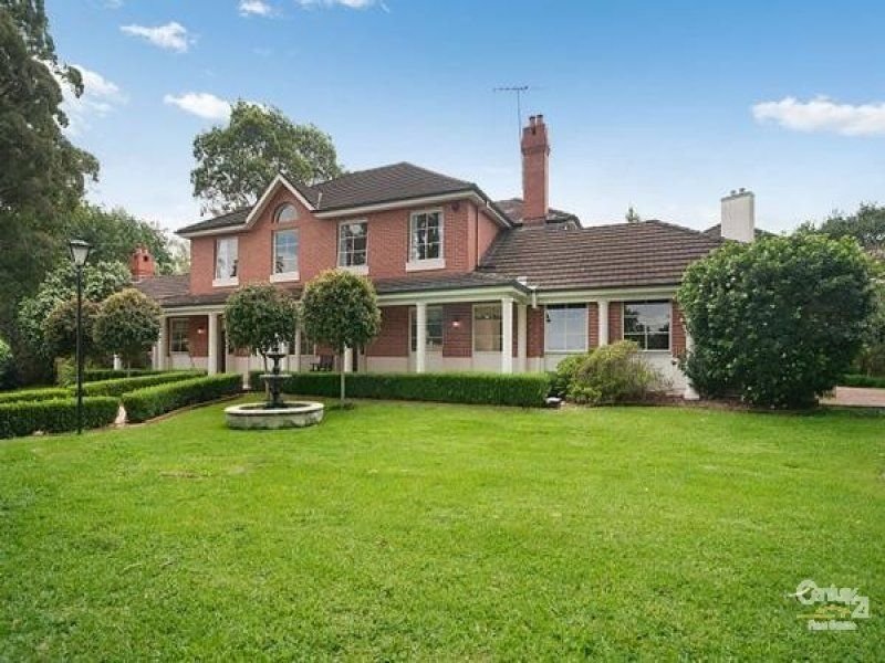 23 Turramurra Avenue, Turramurra, NSW 2074 23 Turramurra Avenue, Turramurra, NSW 2074