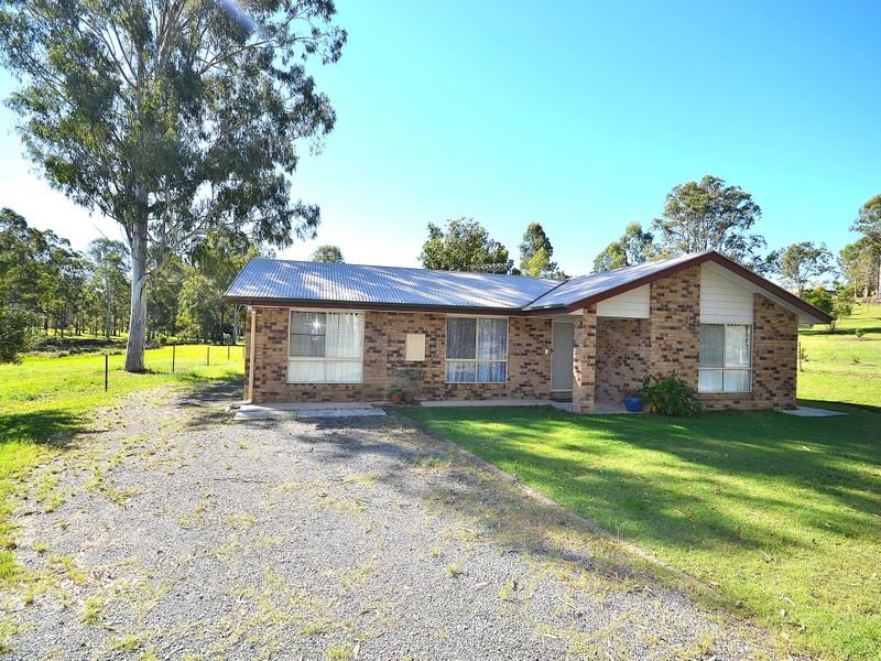 126 Ironbark Drive, Woodford, QLD 4514