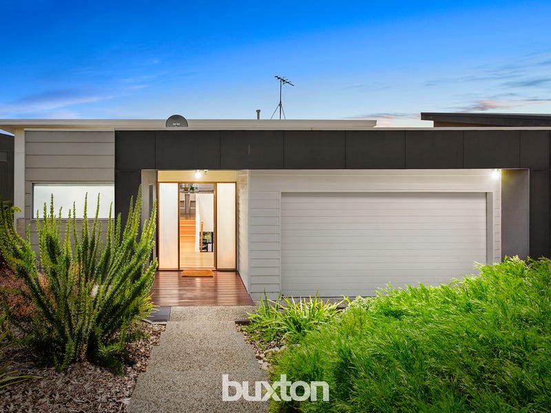 64 Leigh Road, Highton, Vic 3216 Property Details