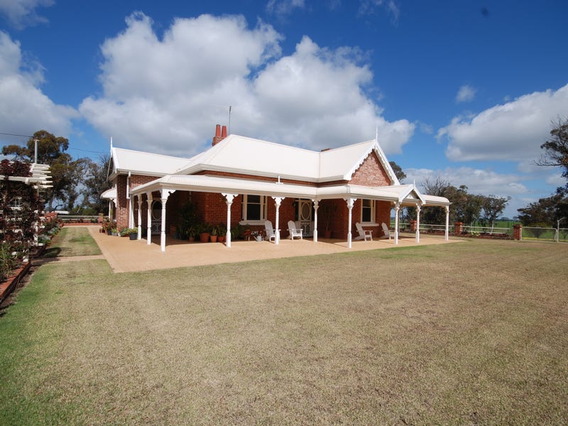 2336 Wagin Dumbleyung Road, Dumbleyung, WA 6350 Property Details