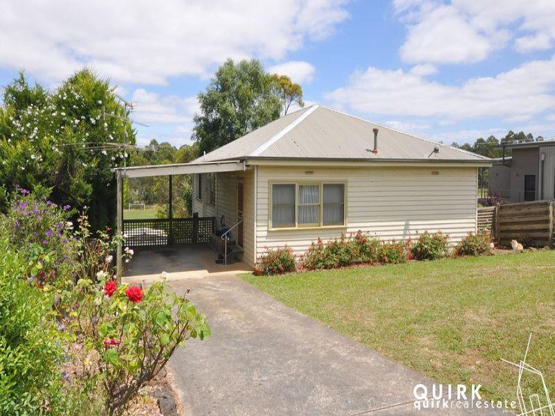 25 Charles Street, Warragul, Vic 3820 Property Details