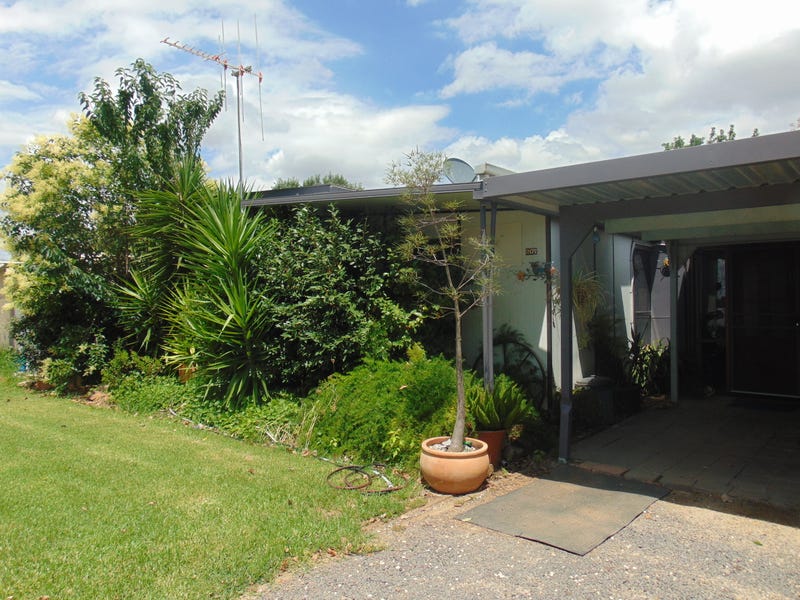 207 Natalie Street, VaraVille Village, Mooroopna, Vic 3629 Property