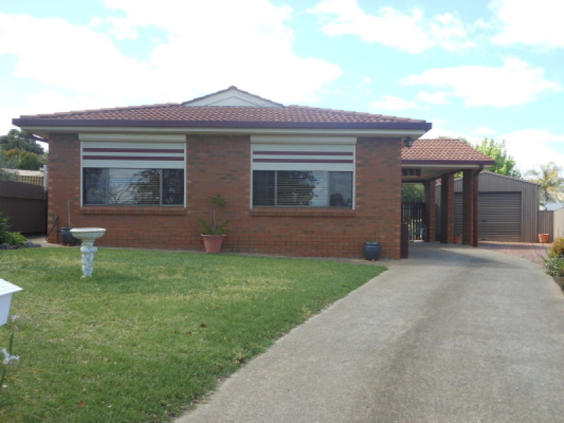 10 Cherry Court, Young, NSW 2594