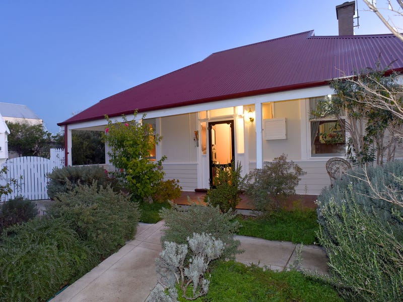 14 Charles Street, Bunbury, WA 6230 Property Details