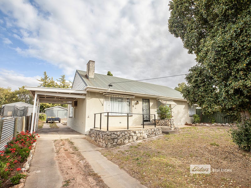 4 SECOND AVENUE, Naracoorte, SA 5271 Property Details