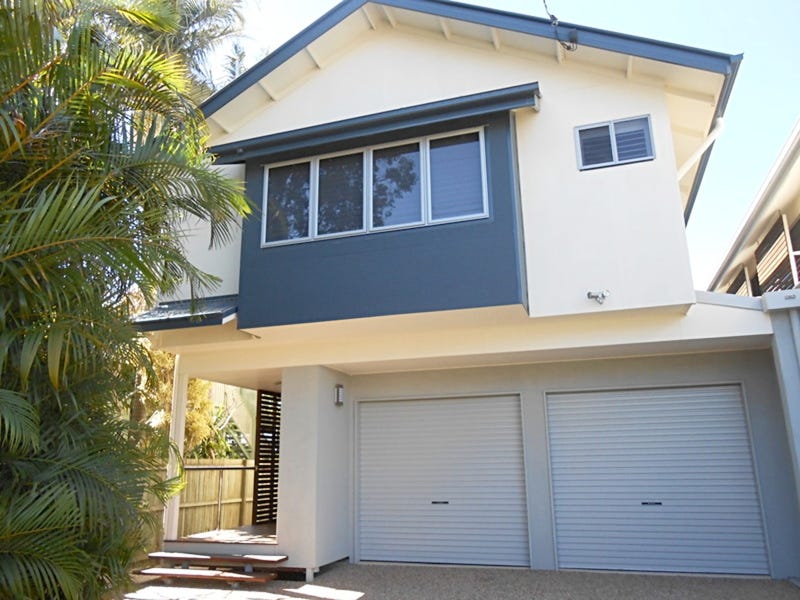 74 Palm Avenue, Shorncliffe, QLD 4017