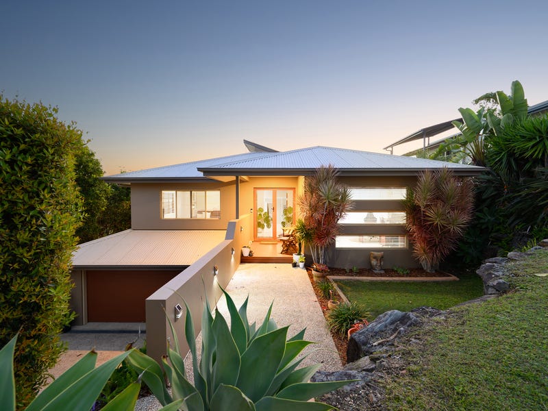 32 Midway Terrace, Pacific Pines, QLD 4211