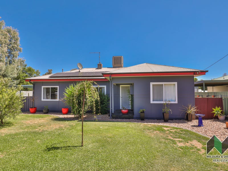 8 Mitchell Ave, Dareton, NSW 2717 Property Details