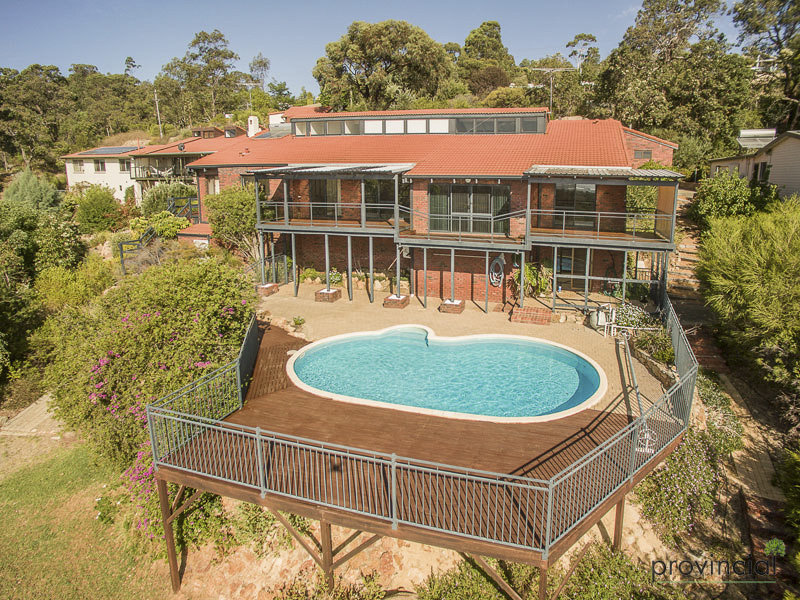 55 Nelson Cres, Lesmurdie, WA 6076