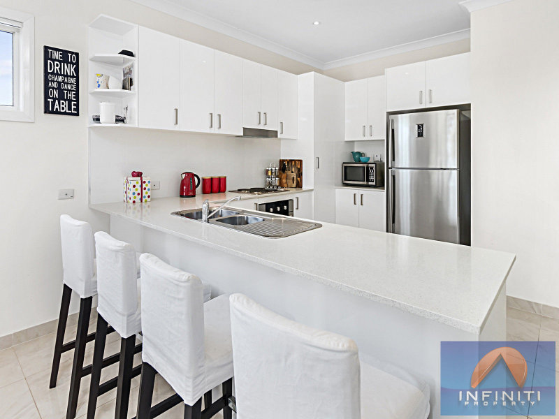 33 Carnation Avenue, Casula, NSW 2170 Property Details