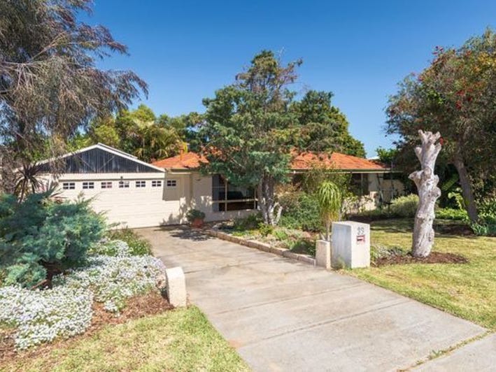 33 Harcourt Drive, Hillarys, WA 6025