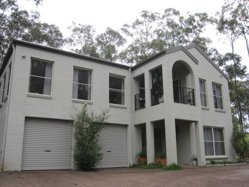 2 Regal Place, Seaham, NSW 2324 Property Details