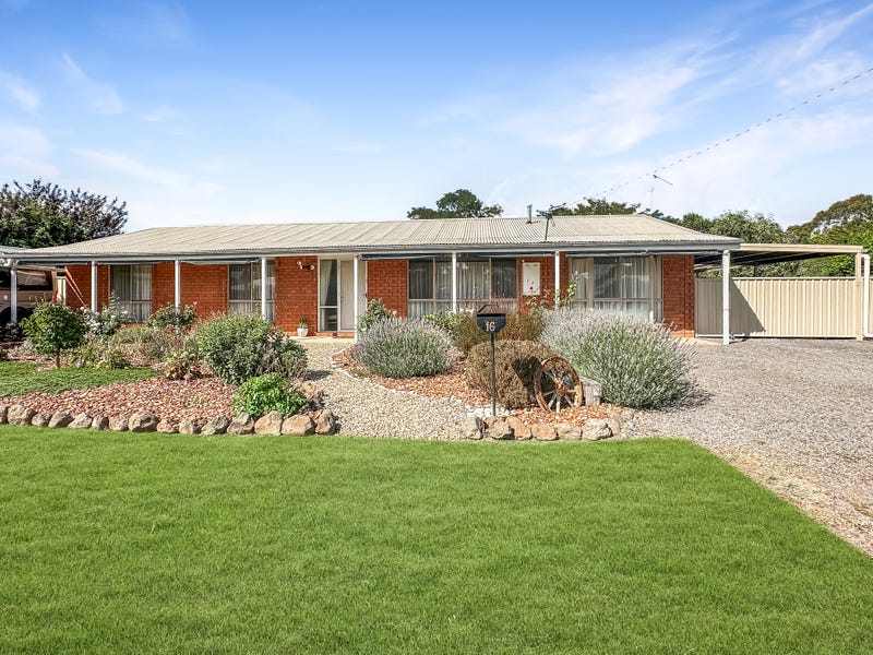 16 Birch Street,, Carisbrook, Vic 3464 House for Sale
