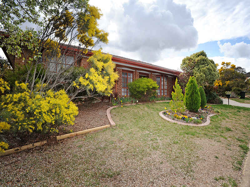 2-torpy-place-jerrabomberra-nsw-2619-realestate-au