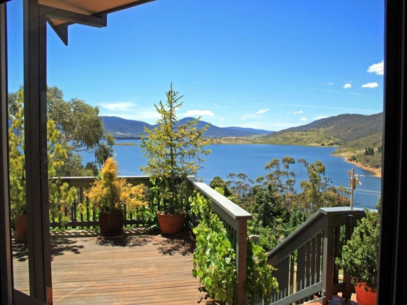 17 Kanangra Crescent, Jindabyne, NSW 2627 Property Details