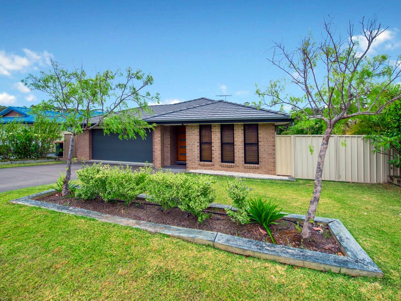 10 Admiralty Drive, Safety Beach, NSW 2456