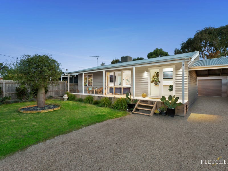 18 Lyrebird Street, Ocean Grove, VIC 3226