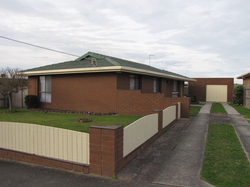 82 Torres Street, Newborough, Vic 3825