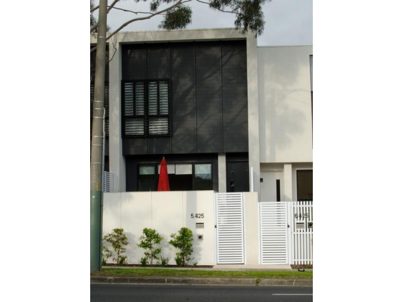 5-425-warrigal-road-burwood-vic-3125-realestate-au