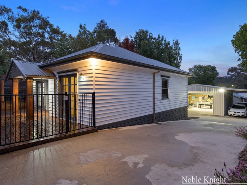 7 Badger Creek Road, Healesville, Vic 3777 Property Details