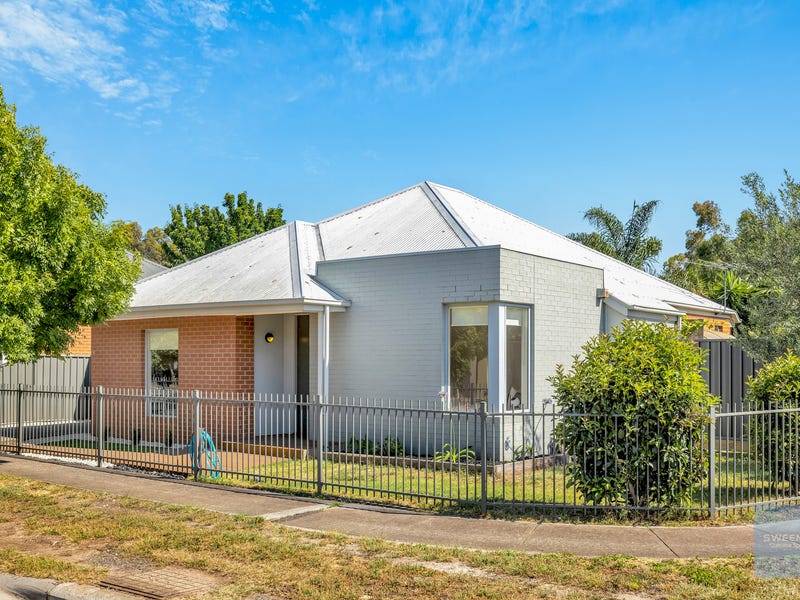 Sold Property Prices & Auction Results in Caroline Springs, VIC 3023