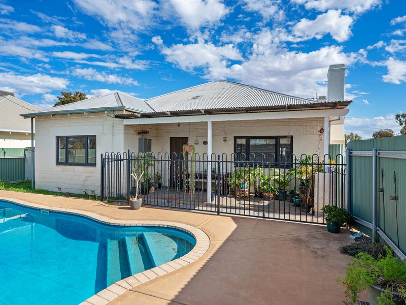 72 Killarney Street, Hannans, WA 6430 Property Details