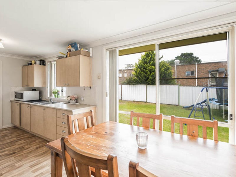 6/1A Mcintosh Street, The Oaks, NSW 2570