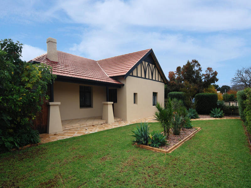 26 Crozier Avenue, Daw Park, SA 5041