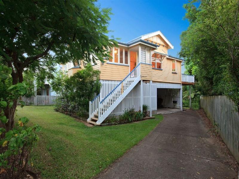 11 Dutton Street, Hawthorne, Qld 4171 Property Details