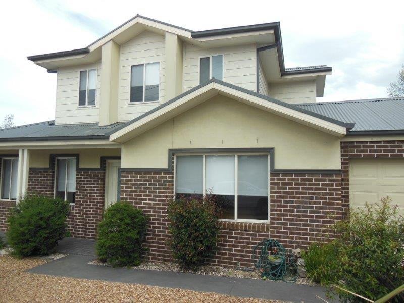 1/1 Kilburn Street, Strathmore, VIC 3041