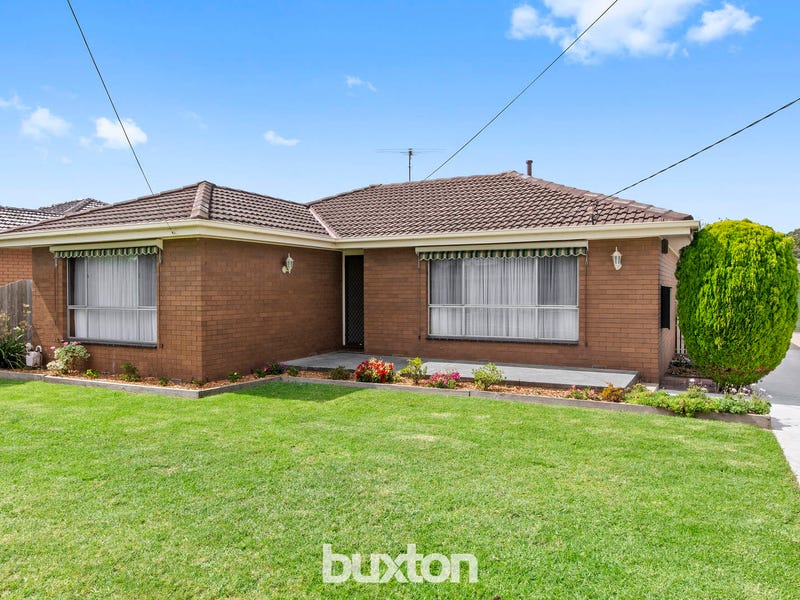 24 Tahara Street, Hamlyn Heights, VIC 3215 - realestate.com.au