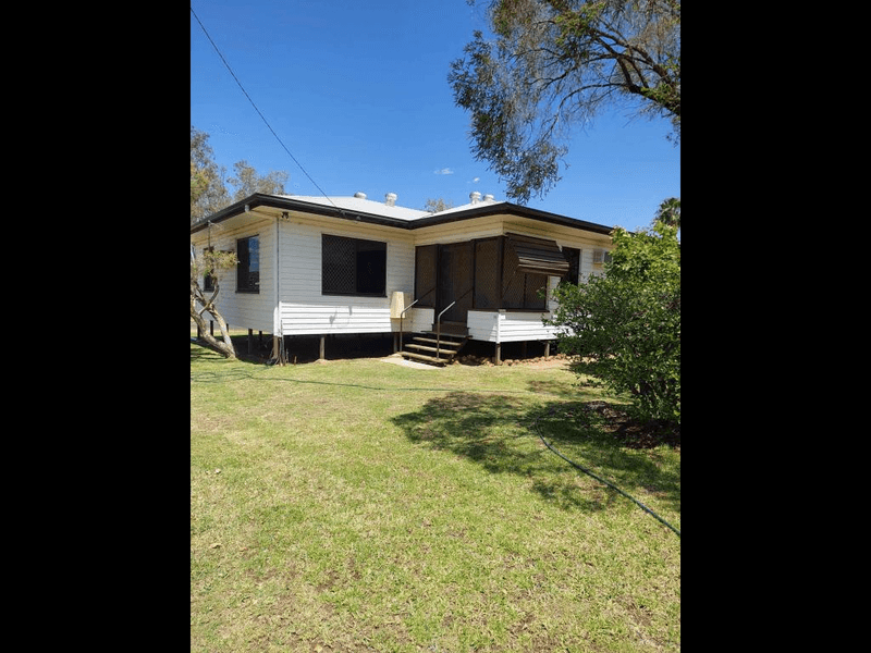14 Sturt Street, Charleville, Qld 4470 House for Sale