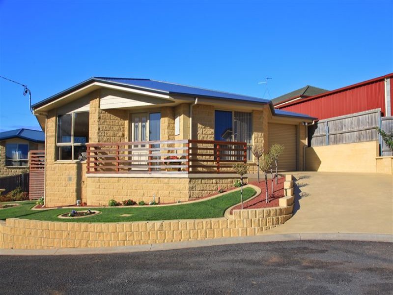 2/65 Mungala Crescent, Miandetta, Devonport, Tas 7310 Property Details
