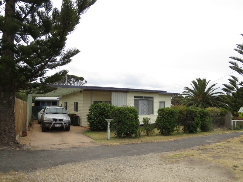 453 Lake Tyers Beach Road, Lake Tyers Beach, VIC 3909