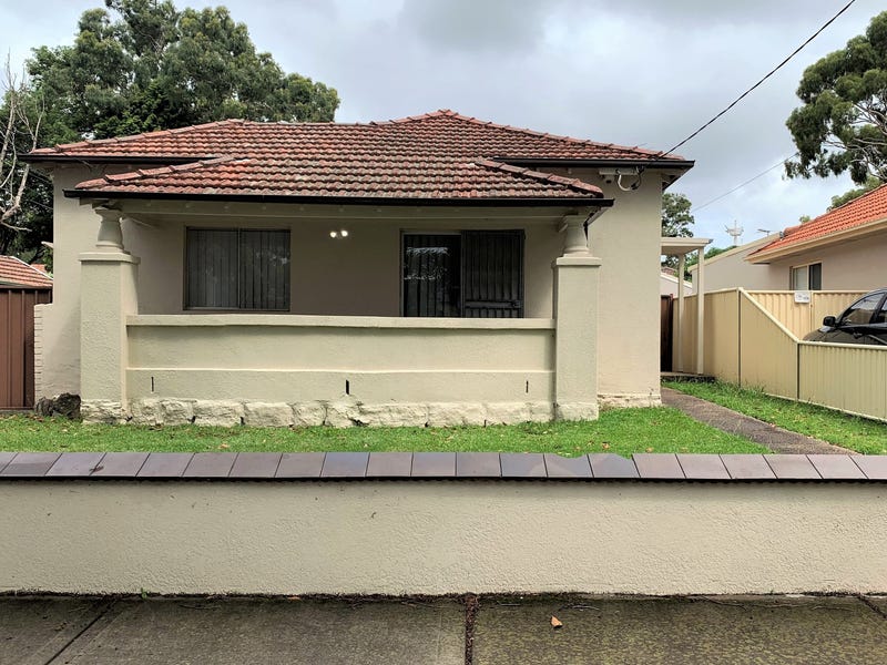 28 Payten Avenue, Roselands, NSW 2196