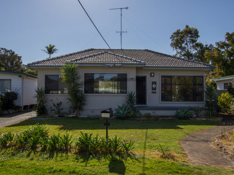 40 Helen Street, Mount Hutton, NSW 2290