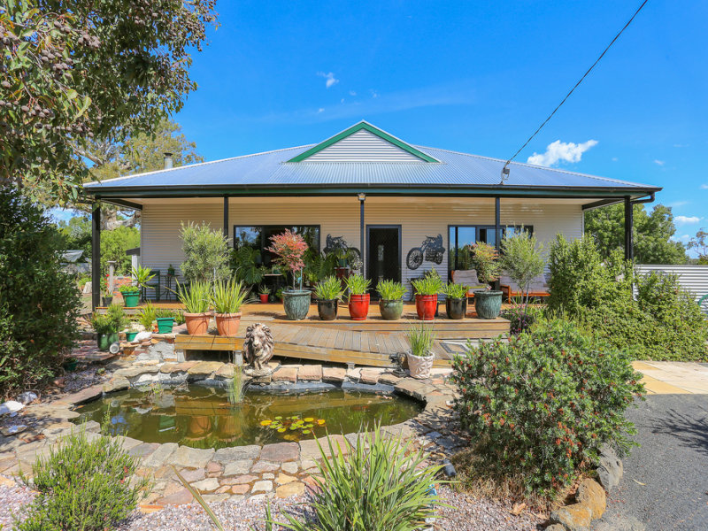 129131 Martin Street, Dunkeld, Vic 3294 Property Details