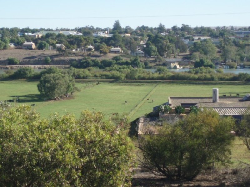 16 Lookout Drive, Murray Bridge East, SA 5253