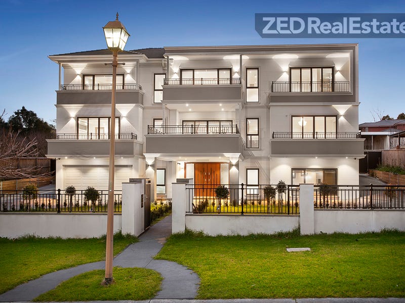 7072 St Helens Cres, Narre Warren North, VIC 3804