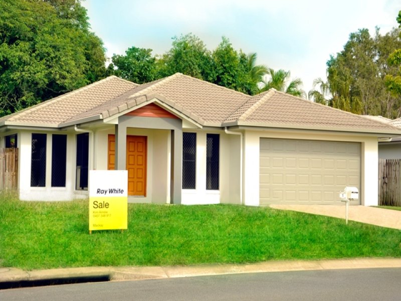 1 Lakeview Drive, Beaconsfield, Qld 4740 Property Details