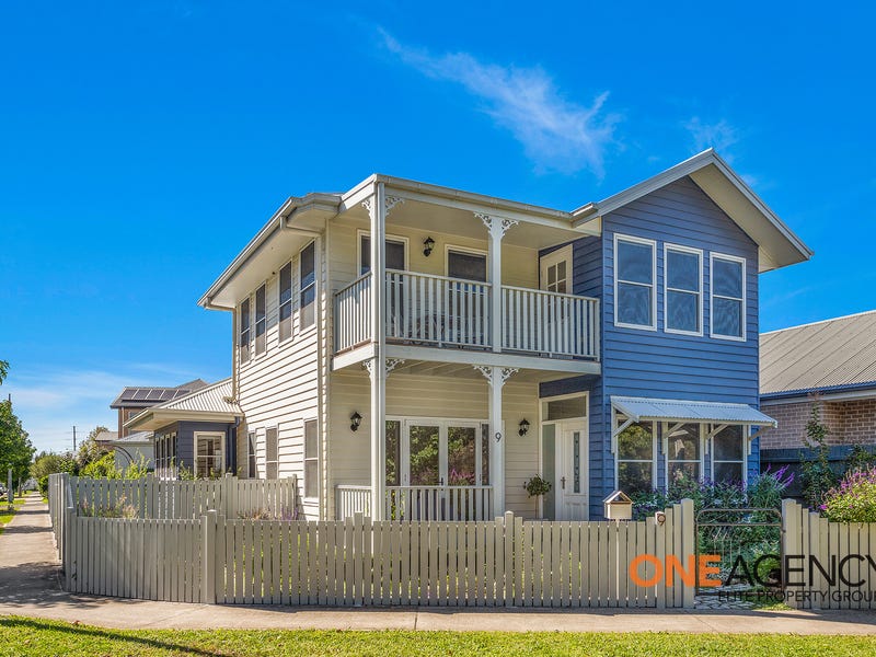 9 Curramore Terrace, Tullimbar, NSW 2527