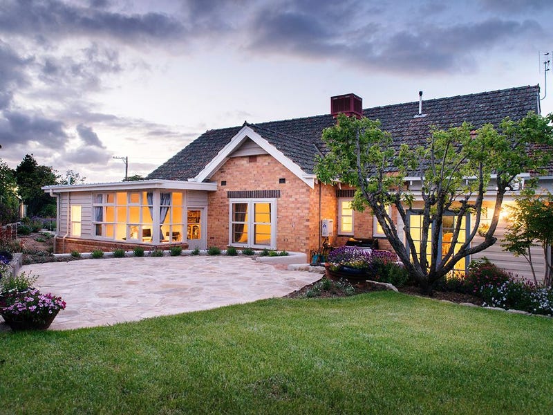 25 Seaby Street St, Stawell, Vic 3380 House for Sale