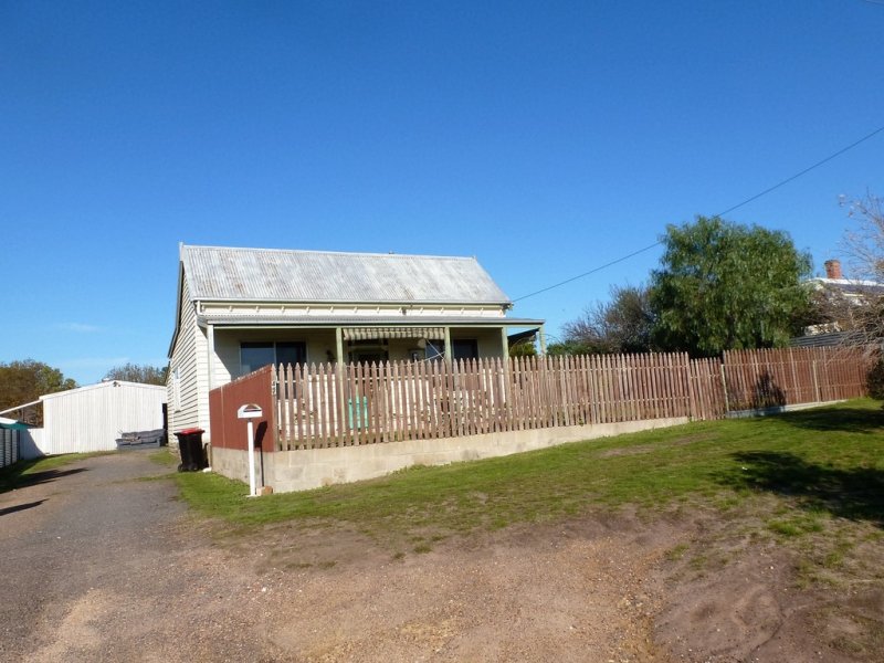 42 Mclellan Street, Ararat, VIC 3377