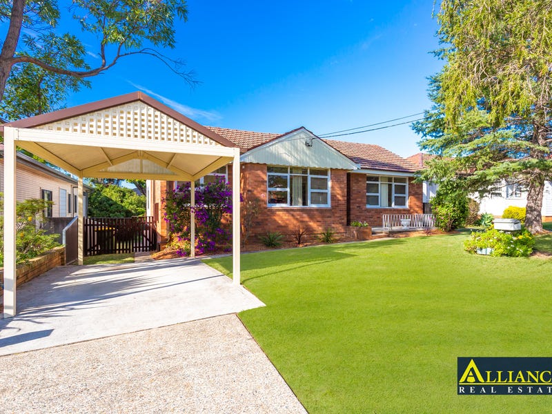 5 Roslyn Avenue, Panania, NSW 2213 Property Details