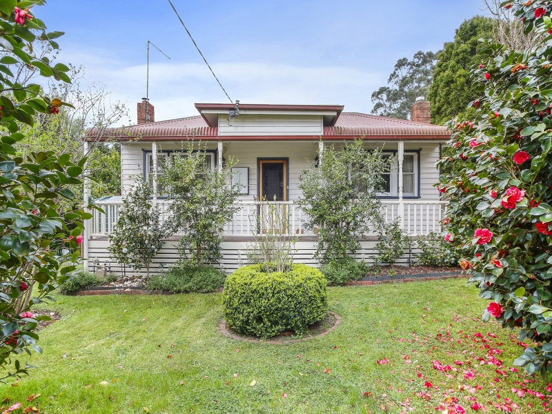 5 Station Road, Wesburn, Vic 3799 Property Details