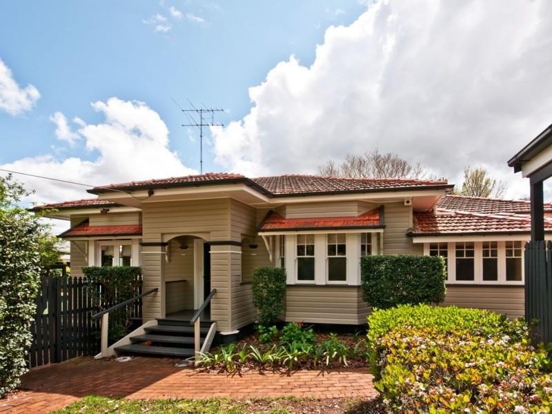 33 Campbell Street, Toowoomba, Qld 4350 Property Details