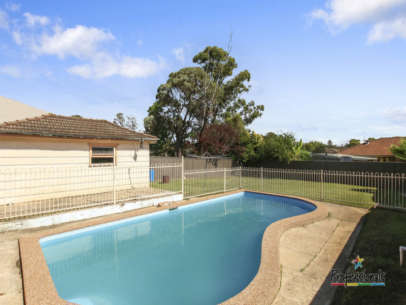 29 Ashcroft Avenue, Casula, NSW 2170
