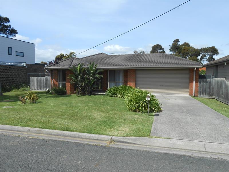 34 Davies Street, Safety Beach, VIC 3936