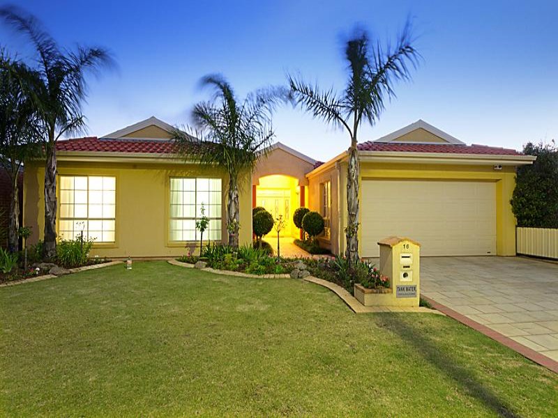 16 Golden Ash Grove Hoppers Crossing Vic 3029 Au